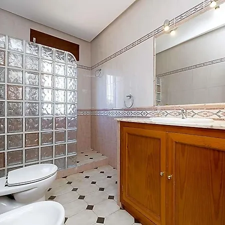 Hotel Fuentes Del Colorao - With Private Pool